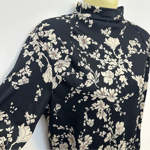 NWT Free People White Floral Black Combo Sheath Dress with Bell Sleeves - Picture 6 of 12